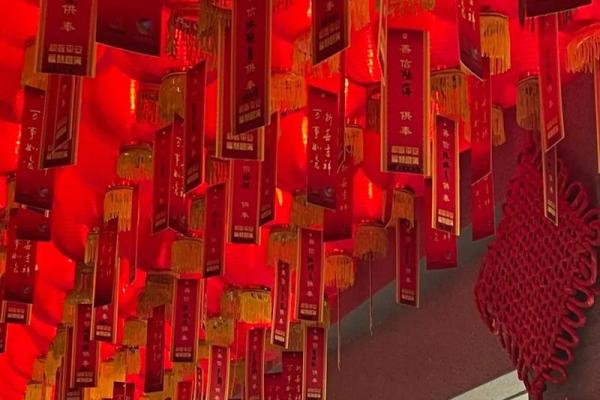 苏州月老赐姻缘 苏州月老庙？
