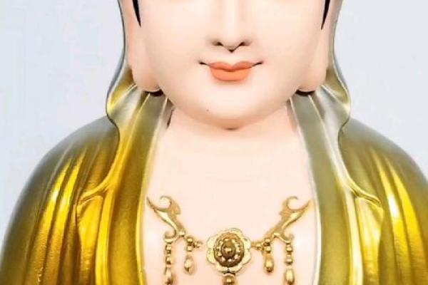 观音菩萨披什么颜色好