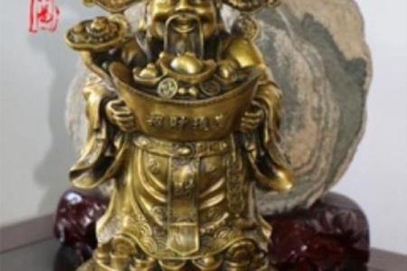 店铺财神爷摆放哪个位置最旺聚财