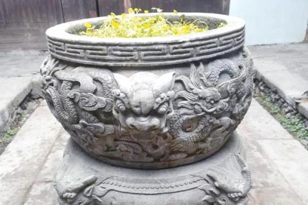 风水农村房子里床头是水缸