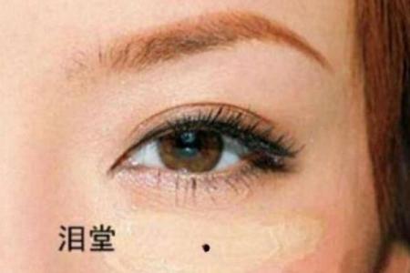 女命无依无靠的八字是怎么样的