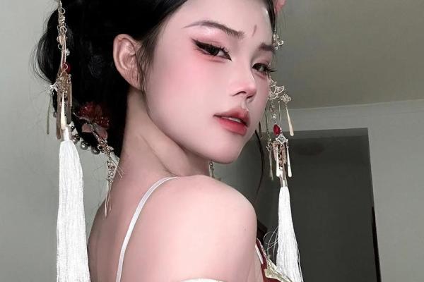 风水解读狐狸眼睛的女人面相怎么样