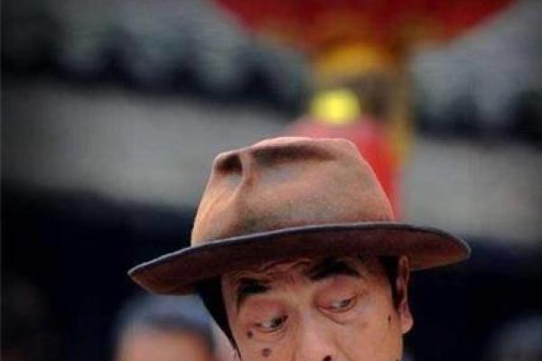 八字胡图片