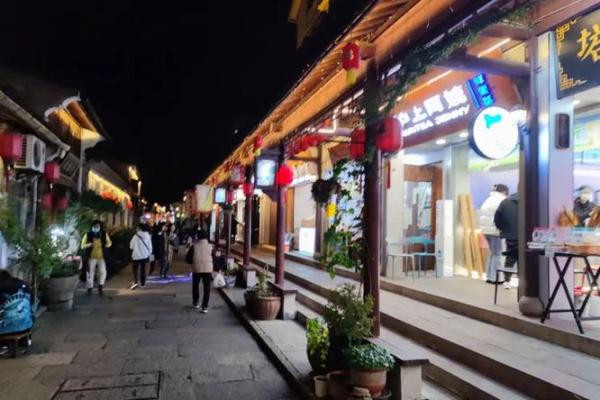八字桥直街