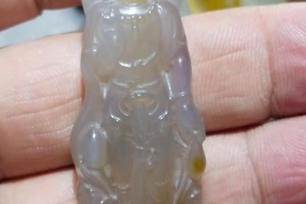 男士佩戴观音有哪些好处和需要忌讳地方呢