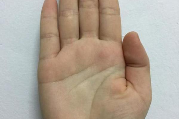 风水手相：川字掌女人的命运是不是不好