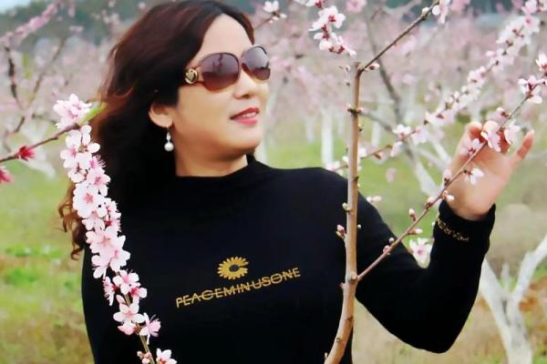 重视恋爱风水，让你桃花朵朵开