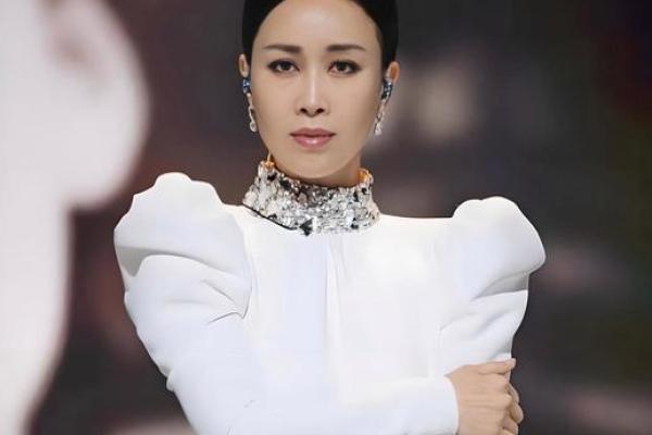 八卦命理！那英的八字命理还能走红多久？
