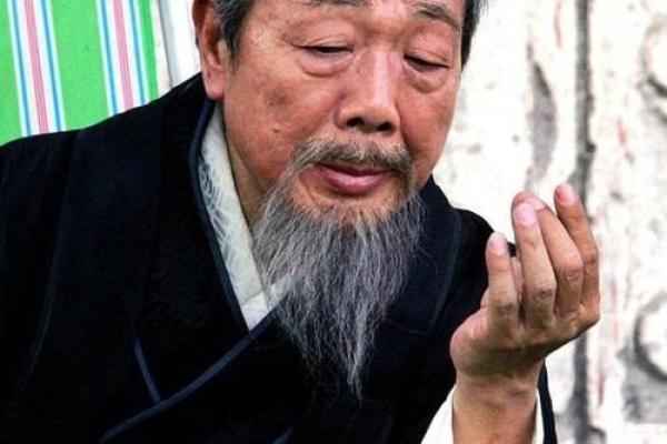 江阴万达魏先生算命