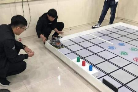 无碳小车八字